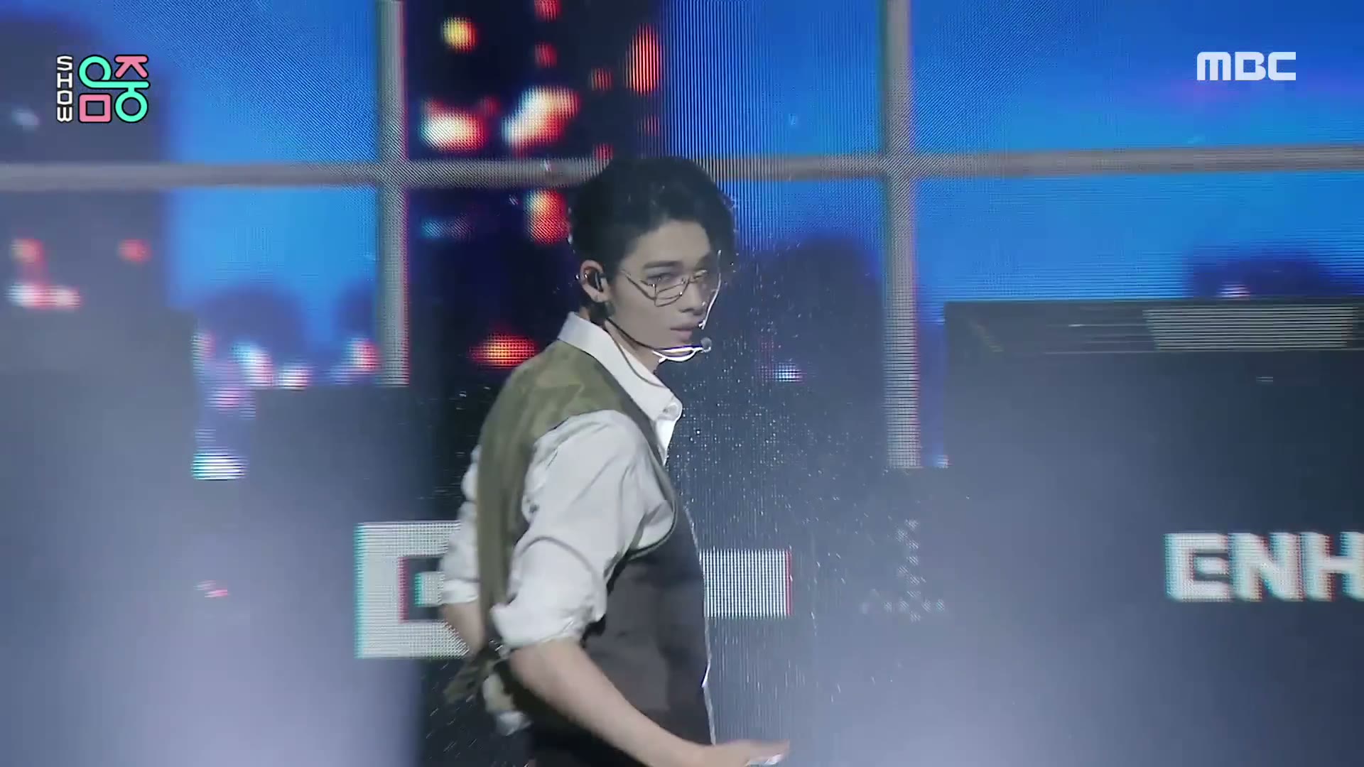 엔하이픈 秀 방송封面